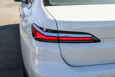 2025 BMW 7 Series 740i