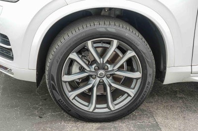 2017 Volvo XC90 Momentum